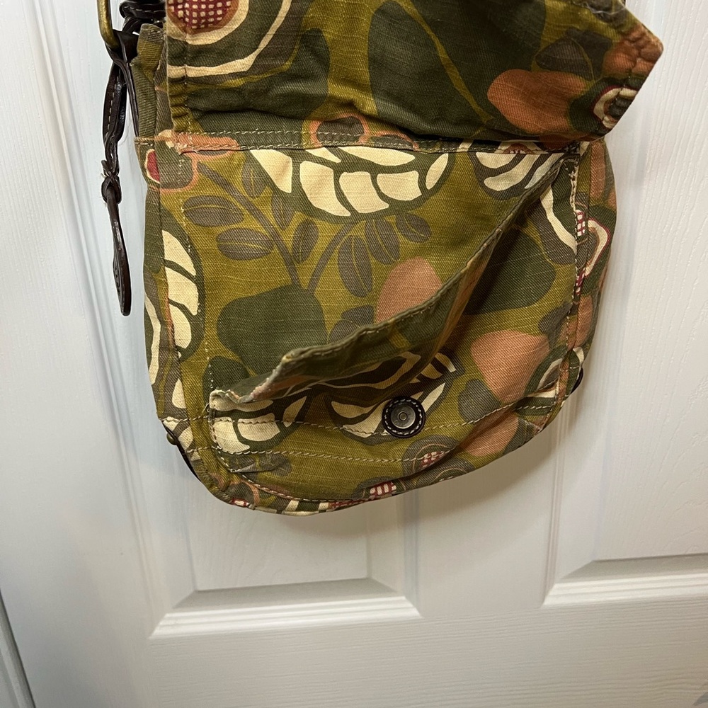 Brown Leather Ladies Bag and Watch Fossil - Picture 6 of 7